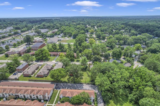 421 E North Street, C1, Worthington, OH 43085