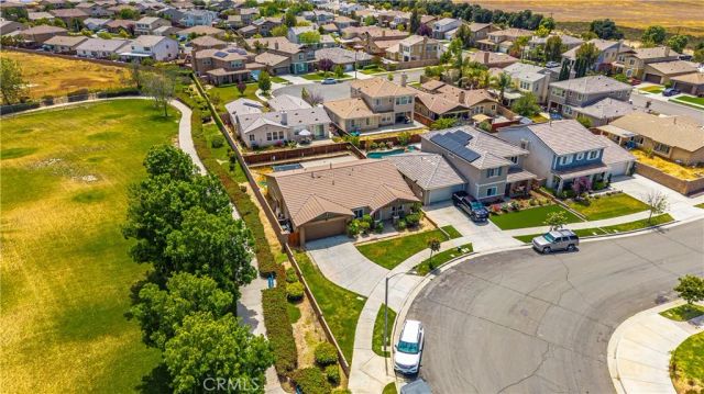 279 Alverstone, Hemet, CA 92543