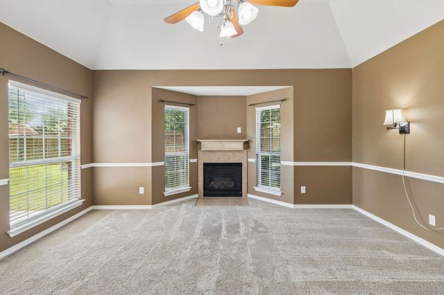 11901 Summerwind Drive, Fort Worth, TX 76244