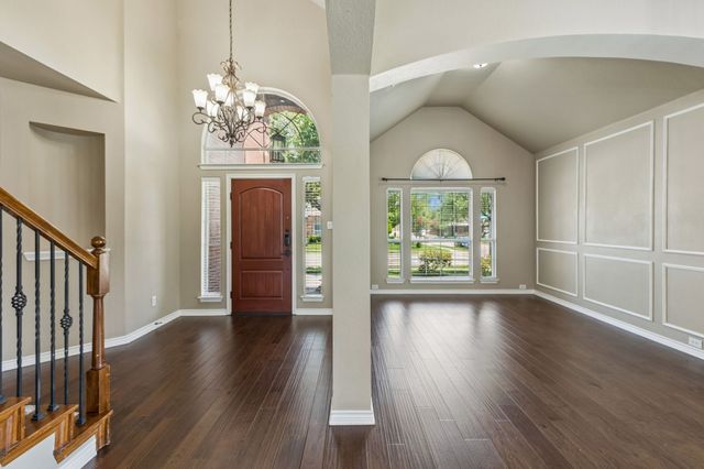 11901 Summerwind Drive, Fort Worth, TX 76244