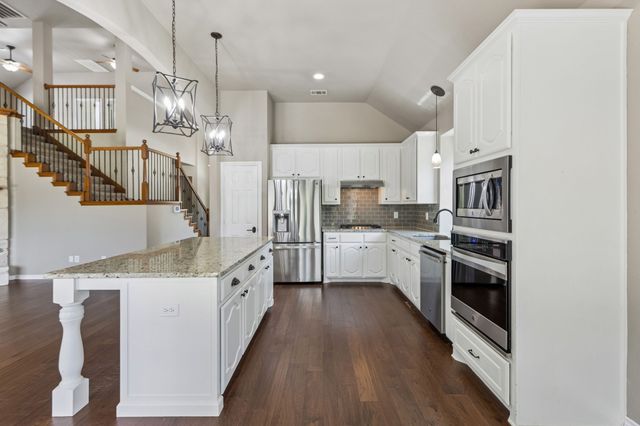 11901 Summerwind Drive, Fort Worth, TX 76244
