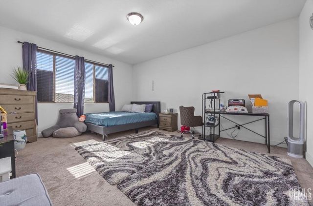 826 Jacob Creek Drive, Bakersfield, CA 93314