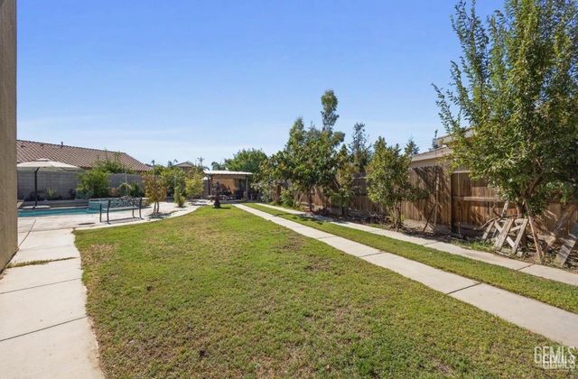 826 Jacob Creek Drive, Bakersfield, CA 93314