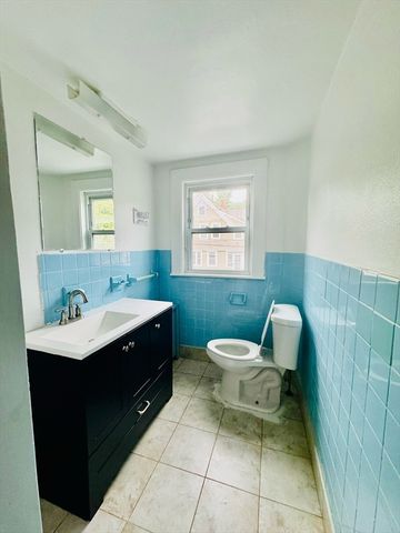 1-3 Nelson St 1, Quincy, MA 02168