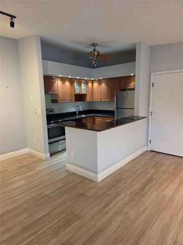 10403 E Clairmont Cir 209, Fort Lauderdale, FL 33321