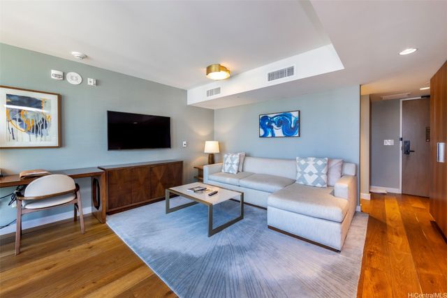 2139 Kuhio Avenue 2908, Honolulu, HI 96815