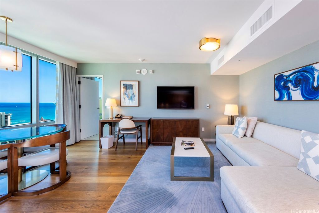 2139 Kuhio Avenue 2908, Honolulu, HI 96815