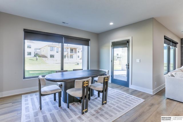 3319 S 212th Avenue, Elkhorn, NE 68022