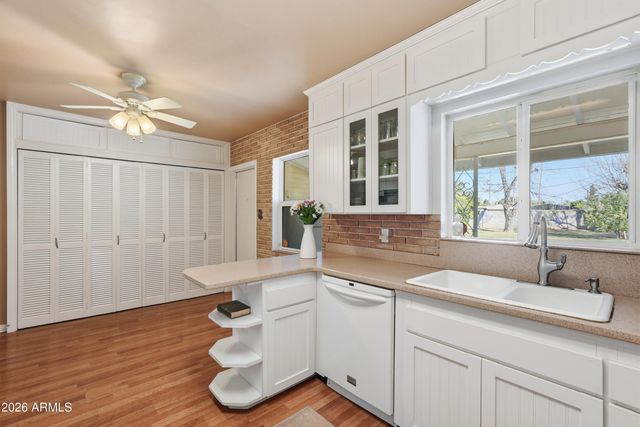 5711 N 12th Avenue, Phoenix, AZ 85013