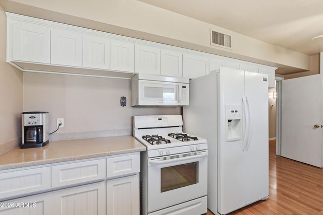 5711 N 12th Avenue, Phoenix, AZ 85013