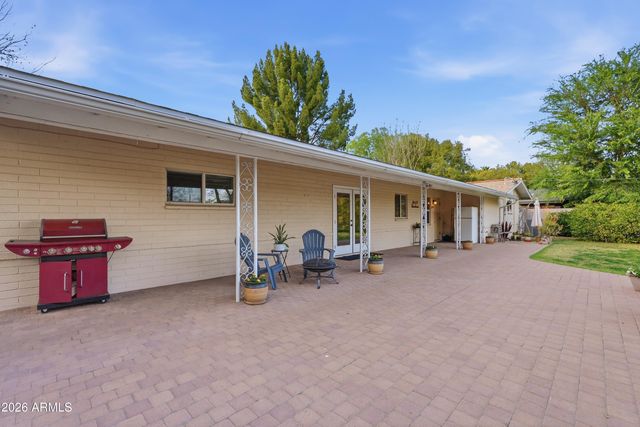 5711 N 12th Avenue, Phoenix, AZ 85013