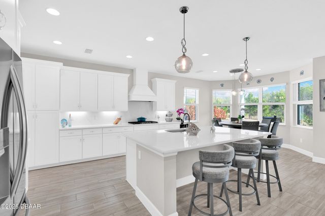 202 Catamaran Cove, Daytona Beach, FL 32124