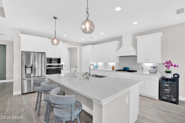 202 Catamaran Cove, Daytona Beach, FL 32124