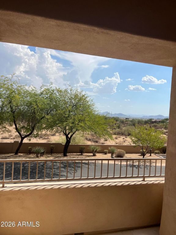 19475 N GRAYHAWK Drive 2137, Scottsdale, AZ 85255