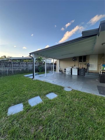 200 W 53rd Ter, Hialeah, FL 33012