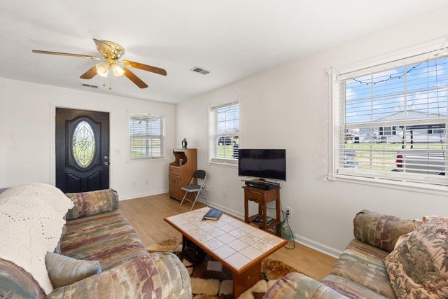 58 McClendon Lane, Russell Springs, KY 42642