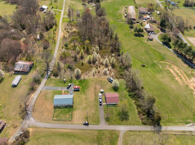 58 McClendon Lane, Russell Springs, KY 42642