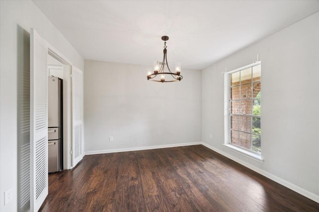 12710 Westleigh Drive, Houston, TX 77077