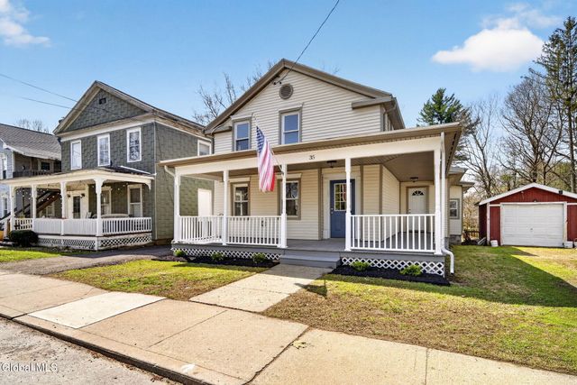 35 Lake Street, Stillwater, NY 12170