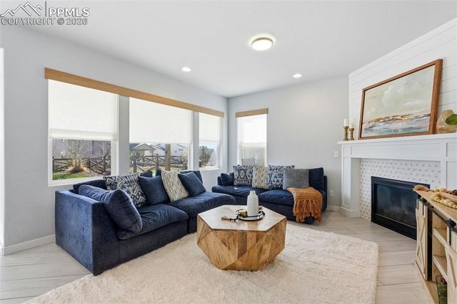 6945 Sedgerock Lane, Colorado Springs, CO 80927