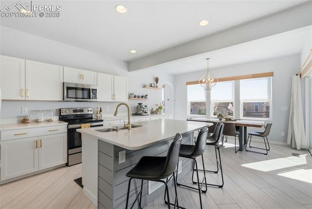 6945 Sedgerock Lane, Colorado Springs, CO 80927