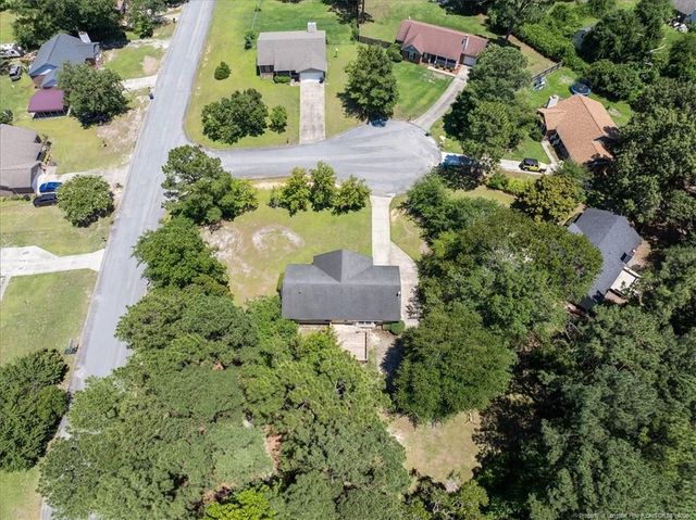 110 Damson Court, Raeford, NC 28376