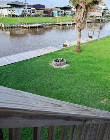 1517 County Road 201, Sargent, TX 77414