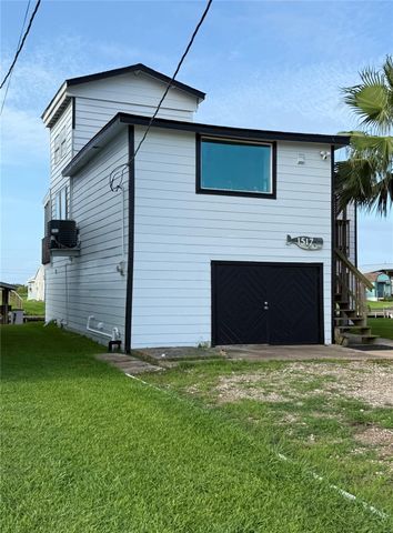 1517 County Road 201, Sargent, TX 77414