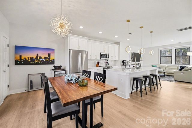 8707 Nolley Court, Charlotte, NC 28270