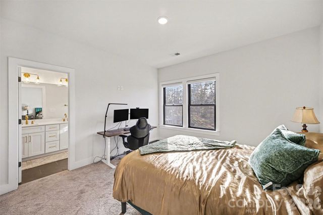 8707 Nolley Court, Charlotte, NC 28270