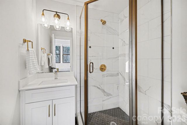 8707 Nolley Court, Charlotte, NC 28270