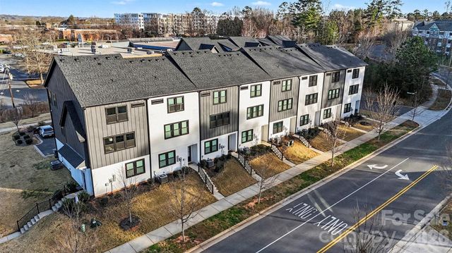 8707 Nolley Court, Charlotte, NC 28270