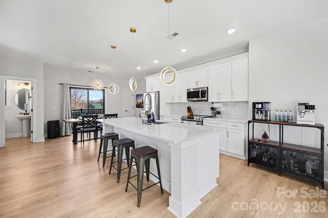 8707 Nolley Court, Charlotte, NC 28270