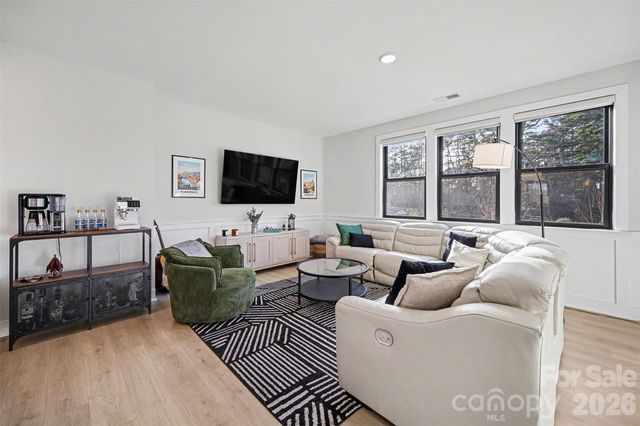 8707 Nolley Court, Charlotte, NC 28270