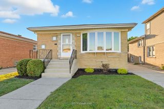 8618 S Kolmar Avenue, Chicago, IL 60652