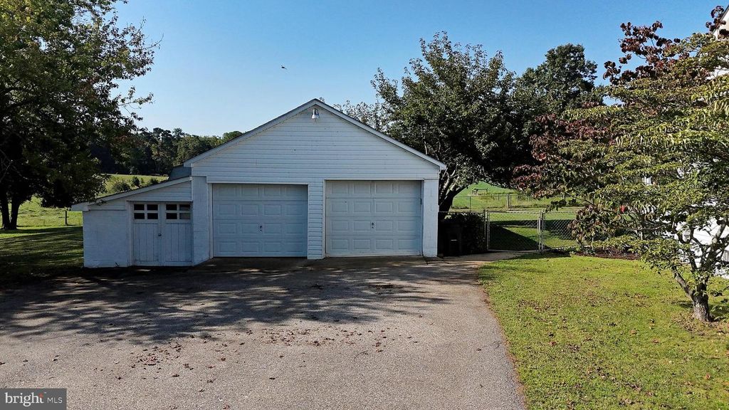 18145 POINT LOOKOUT RD, Park Hall, MD 20667