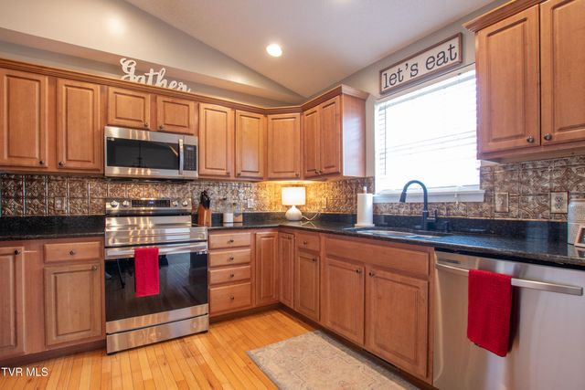 103 Lauren Drive, Bristol, VA 24202