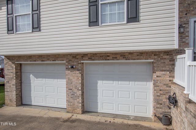 103 Lauren Drive, Bristol, VA 24202