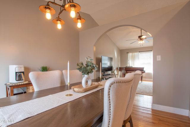 103 Lauren Drive, Bristol, VA 24202