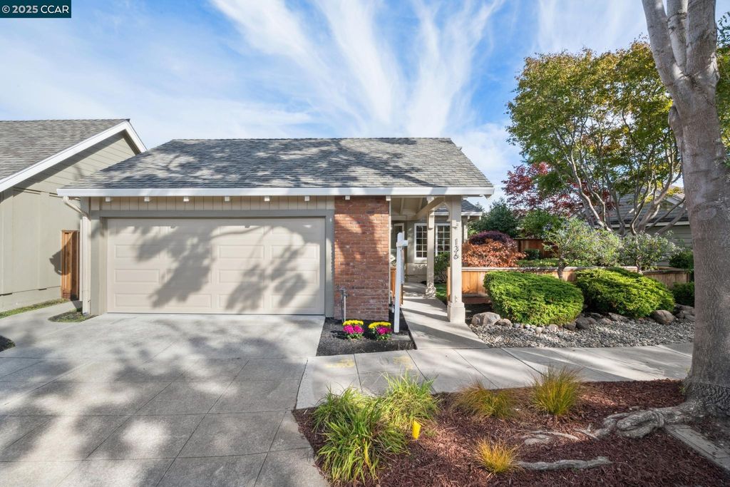 136 Brighton Rd, Alameda, CA 94502