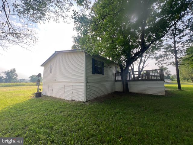 550 & 560 ROHRBAUGH LN, Moorefield, WV 26836