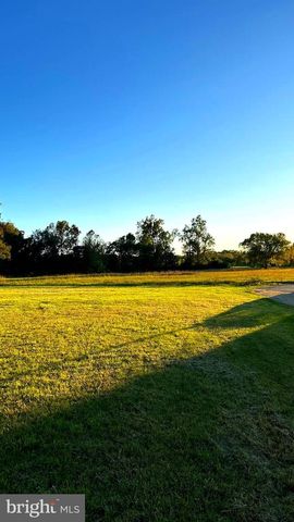 550 & 560 ROHRBAUGH LN, Moorefield, WV 26836