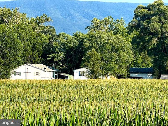 550 & 560 ROHRBAUGH LN, Moorefield, WV 26836