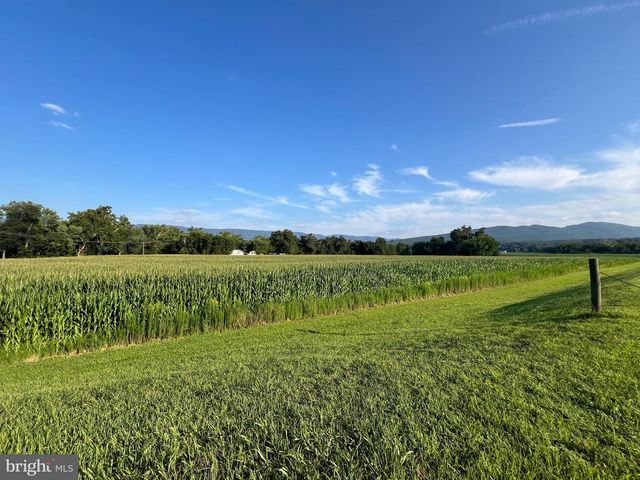 550 & 560 ROHRBAUGH LN, Moorefield, WV 26836