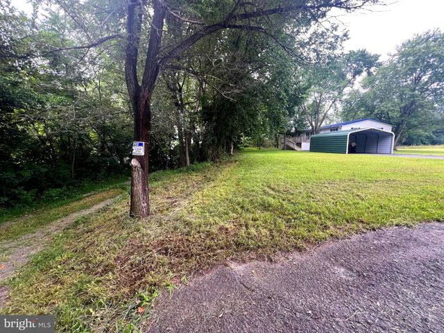 550 & 560 ROHRBAUGH LN, Moorefield, WV 26836