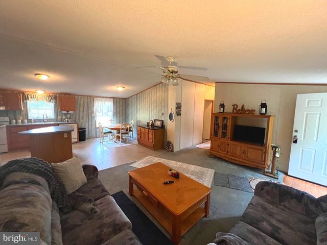 550 & 560 ROHRBAUGH LN, Moorefield, WV 26836