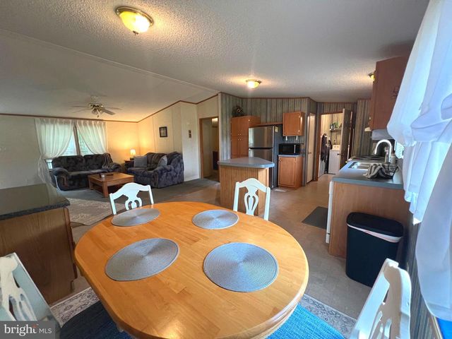 550 & 560 ROHRBAUGH LN, Moorefield, WV 26836