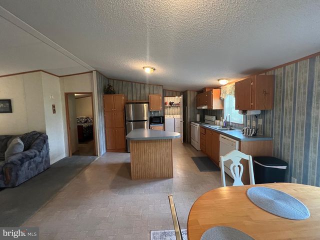 550 & 560 ROHRBAUGH LN, Moorefield, WV 26836