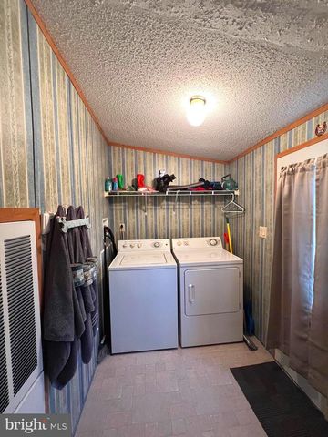 550 & 560 ROHRBAUGH LN, Moorefield, WV 26836