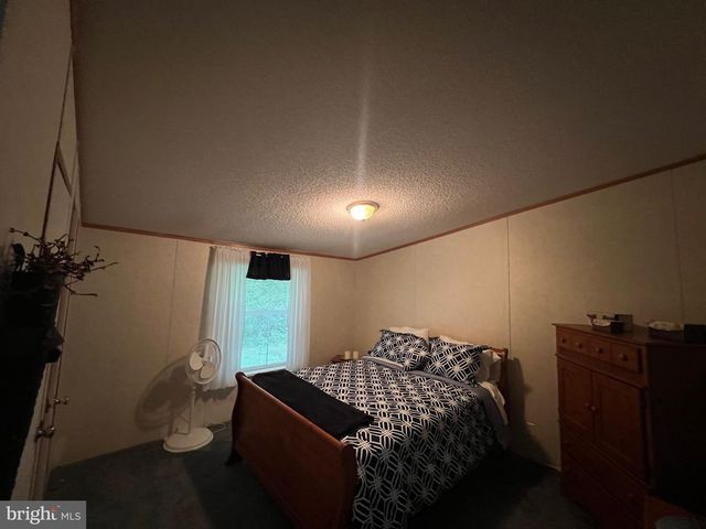 550 & 560 ROHRBAUGH LN, Moorefield, WV 26836